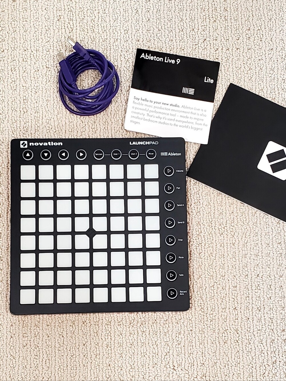 Novation LaunchPad Ableton MK2, USB Cable, Original Get Started Guide LIKE NEW